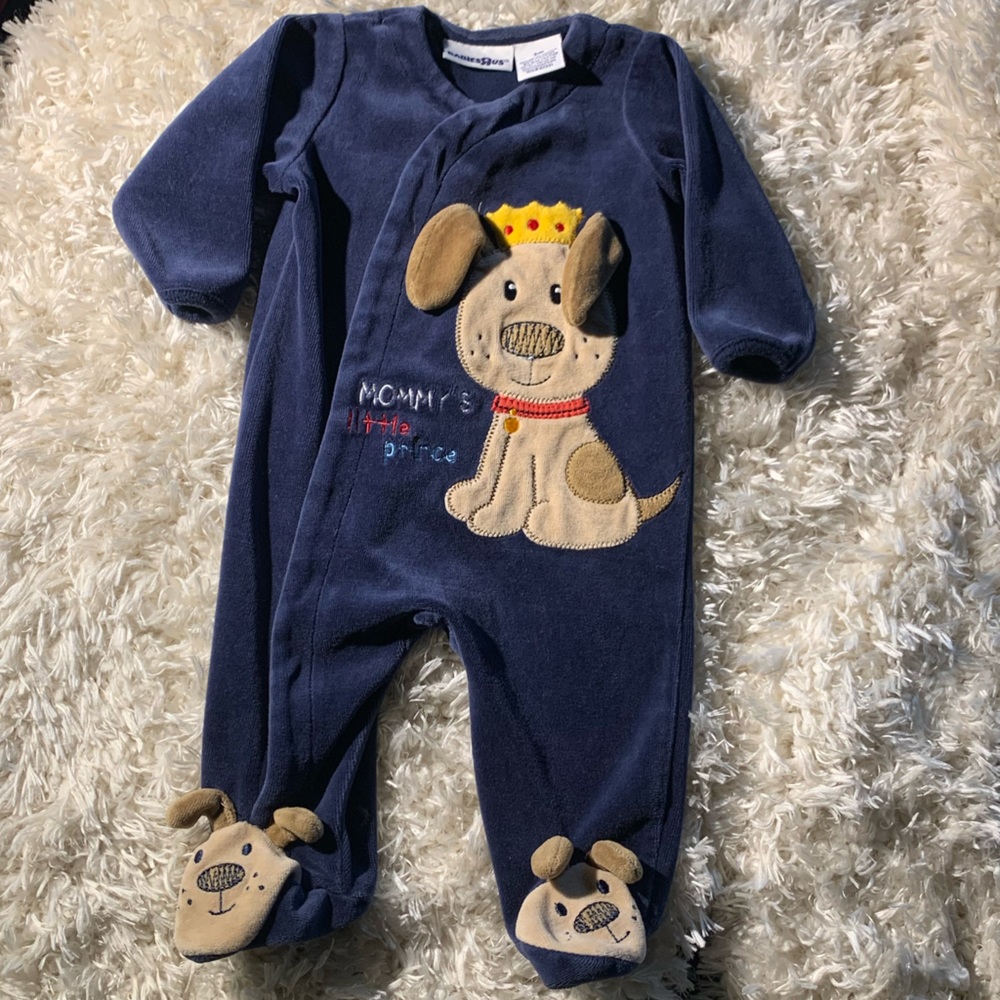 VINTAGE BABIES R US FOOTIE PAJAMA VELOUR W/ PUPPY  “MOMMY’S LITTLE PRINCE” 3MO